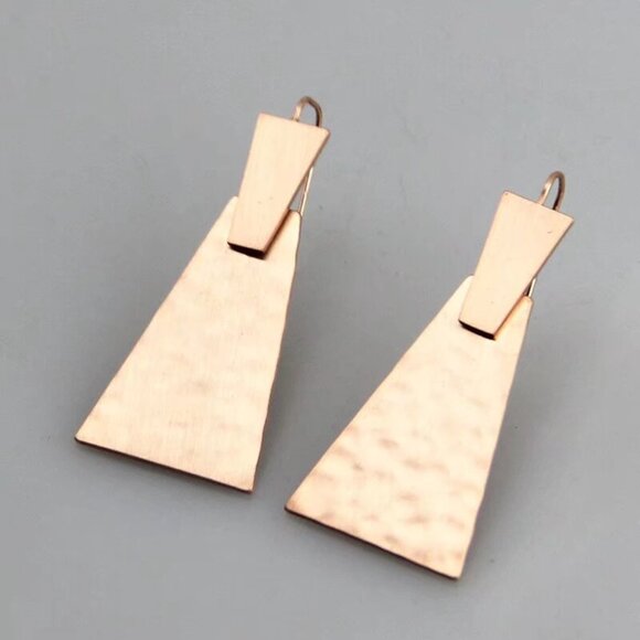 Kendra Scott Stud Earrings - Picture 3 of 7